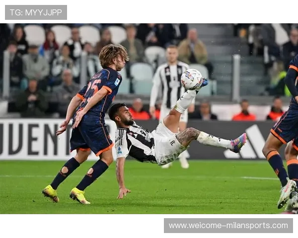 尤文中场节奏课:球员练习从慢到快的传球节律转变