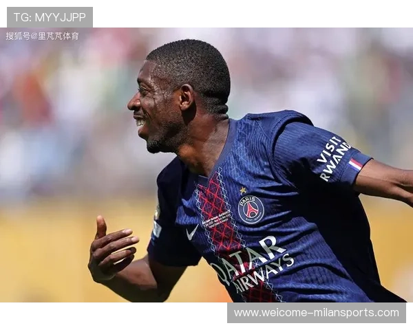 登贝莱金球加冕，PSG球迷狂欢，登贝莱进球